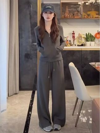 早秋松弛感穿搭一整套女2025新款双拉链长袖卫衣+高腰阔腿裤套装