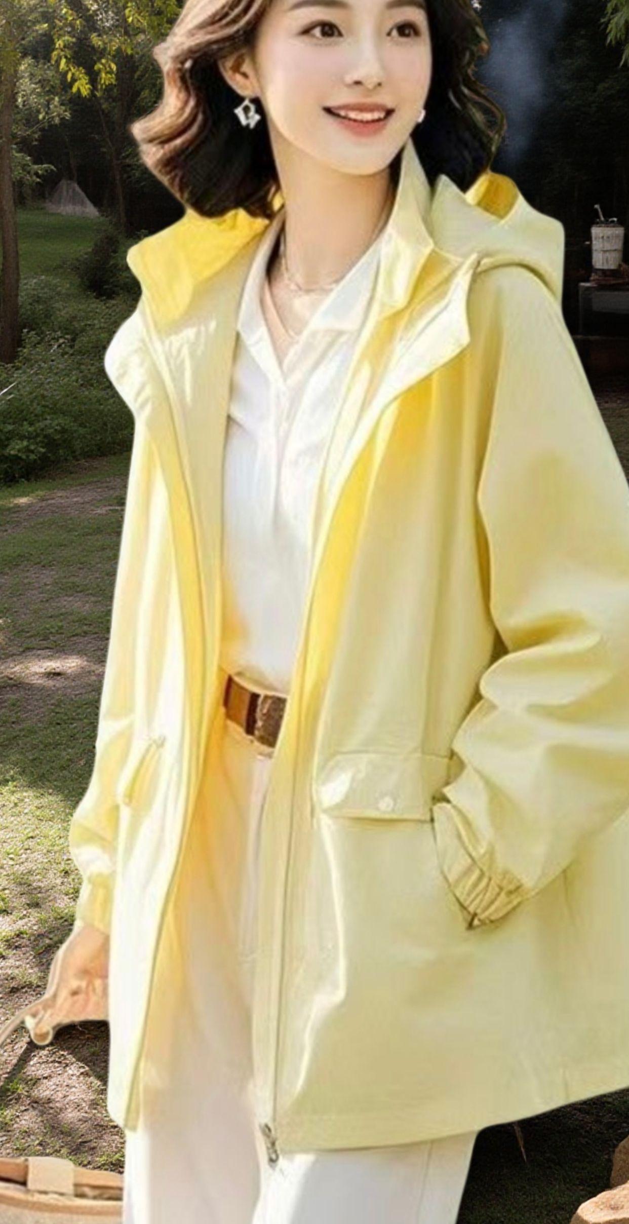 休闲时尚冲锋衣。#减龄穿搭 #时尚洋气冲锋衣#甜美穿搭 #气质休闲穿搭 #谁穿谁好看女装