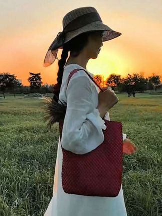 #阳光是最好的滤镜 #定格美好瞬间 #慵懒风穿搭 #治愈心情