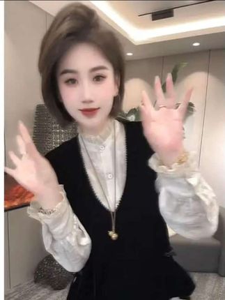 【有运费险】时尚浮光衬衫上衣女2025秋季新款新中式丝绒马甲两件套#时尚穿搭推荐#时尚浮光衬衫丝绒马甲两件套#两件套