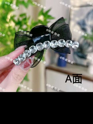 #扎发教程 #简单好看发型 #洋气减龄