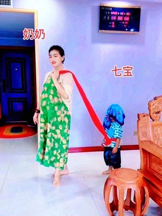 奶奶带娃,爱的陪伴…… #原创视频 #感谢抖音我要上热们 #家庭搞笑 #奶奶带娃 @抖加🔥上热门🔥dou+🔥热点宝 @上热门🔥🔥🔥 @开心奶奶