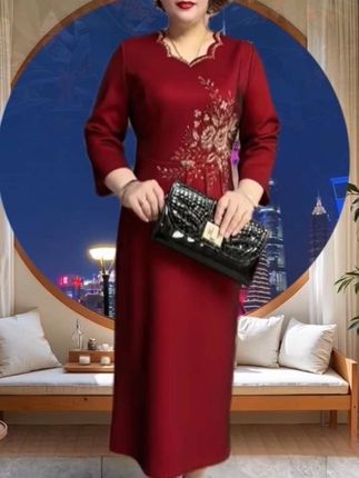 #假两件连衣裙 #喜婆婆喜妈妈 #时尚妈妈装 #显瘦穿搭 #婚庆礼服
