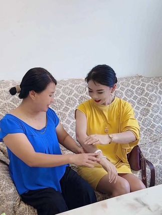 #创作灵感 这段时间辛苦恒恒了忙店里又忙家里,过几天宝宝一出生你这个新爸爸更狼狈😂妞整个孕期的任务我也马上完成了,接下来就是奶奶带娃了!#记录真实生活 @英姐夫妇