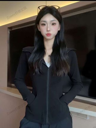 【高定版】修身短外套美式运动正肩收腰开衫春秋款修身运动卫衣#收腰显瘦开衫外套 #谁穿谁好看 #运动休闲卫衣穿搭美 #正肩显瘦开衫外套 #穿出自信穿出美丽