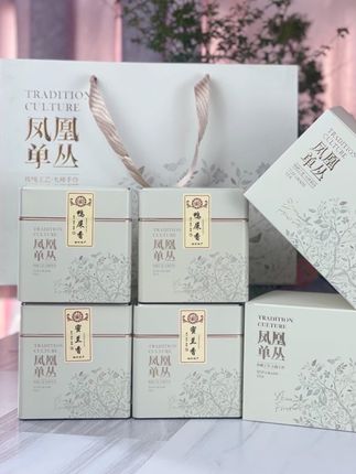#原产地直发 有(多个香型)可混搭购买。 支持试喝,有运费险。 点击左下角可购买视频同款。#鸭屎香#蜜兰香#凤凰单丛茶