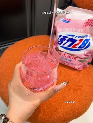 快快快姐妹们!都去薅这个活力28乌木玫瑰香氛洗衣液,这个价到手整整四斤!持久留香!好好闻!#活力28 #活力28洗衣液 #洗衣液 #香香的 #仙女必备