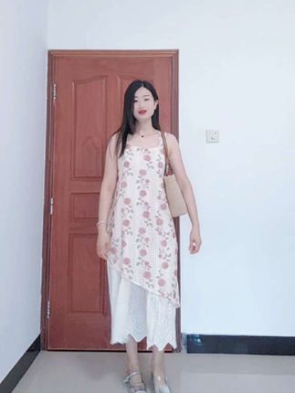 气质温柔连衣裙~好好看!!!太适合出游了#温柔连衣裙#碎花显瘦连衣裙 #度假穿搭