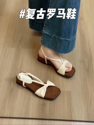 好温柔的蝴蝶结凉鞋!软底软面上脚好舒服~#夏季凉鞋 #穿出高级感 #脚宽脚胖都可以 #哎呦喂你鞋真好看 #女鞋推荐