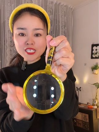 放大镜 #放大镜#老人必备#高清放大镜#实用工具 #老人必备