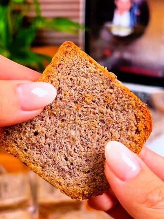麦吉诺烤馍片 谷物香酥脆 好吃到舔手指 #零食推荐官 #麦吉诺烤馍片 #解馋小零食 #美食测评 #粗粮零食