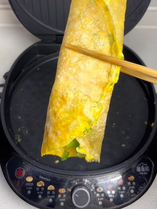 两分钟搞定一份早餐,还在为早餐发愁吗?可以试试这个全麦卷饼,不油不腻,一张不到一块钱#卷饼#粗粮#早餐