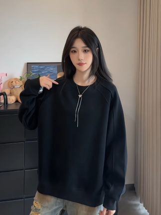 秋天第一天松弛感卫衣太爱了!!#今天穿什么 #慵懒风穿搭 #卫衣 #秋冬穿搭 #男生穿搭