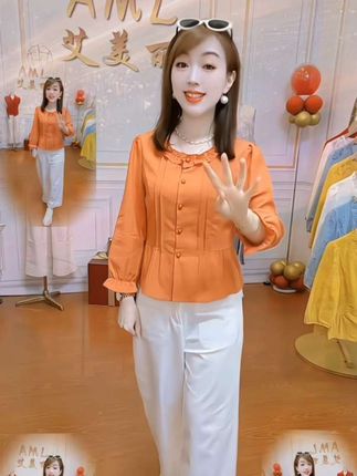 #百搭上衣 #洋气减龄 #遮肉显瘦 #谁穿谁好看 #小个子穿搭