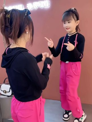 #dou上热门 #闺蜜穿搭 #亲子穿搭 #誰穿誰好看