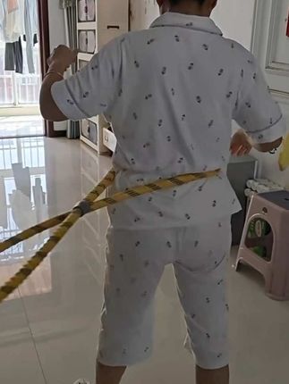 "静音弹簧呼啦圈真的绝了!每天15分钟,腰围悄 悄小一圈"#塑造完美曲线#改善虎背熊腰 #带你逆袭好身材