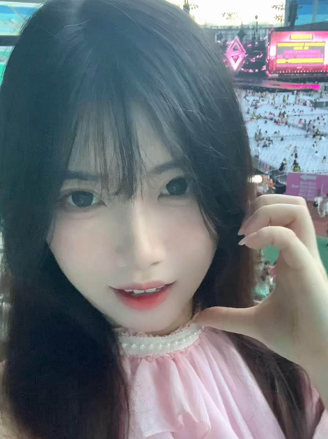 呜呜呜 是听到现场版晴的幸福小女孩 #罗曼城 #演唱会 #汪苏泷