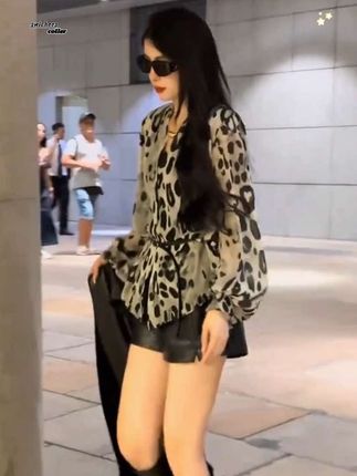 #不潮不出街 #拽姐穿搭 #气场全开 #小个子穿搭 #早秋新款