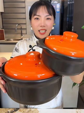 终于等到康舒砂锅买一送一的大活动了,干烧不裂品质非常好,家里没有砂锅的赶紧拼手速!#砂锅#干烧不裂砂锅 #家用耐高温砂锅#超便宜超划算