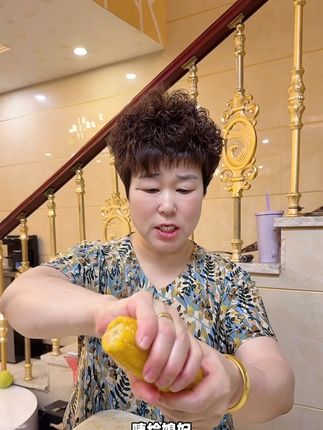 姐妹们,粗粮玉米啊、价格非常的划算,低脂又健康,可以拍回去试试,试吃五根不满意就退!九分糯一份甜!#粗粮玉米 #低脂