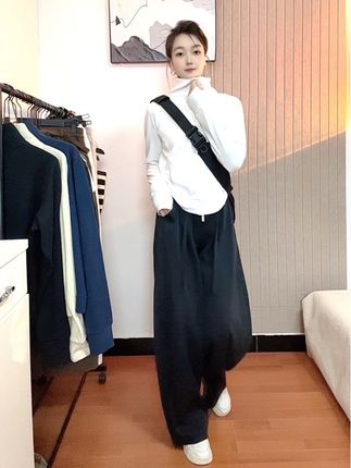 语言的力量很强大,他能让人从头暖到脚,也能让人从脚凉到心 #高级感穿搭 #女装 #穿搭 #穿搭分享 #简约穿搭
