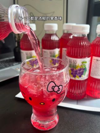葡萄的果香和茉莉花香搭配得刚刚好!#果珍探 #葡萄茉莉果茶 #饮品 #好喝