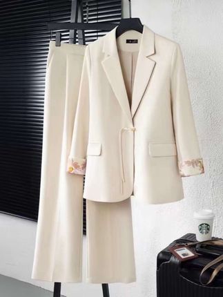 西装两件套#时尚穿搭 #虽然我长得一般但我穿搭不一般|#穿搭