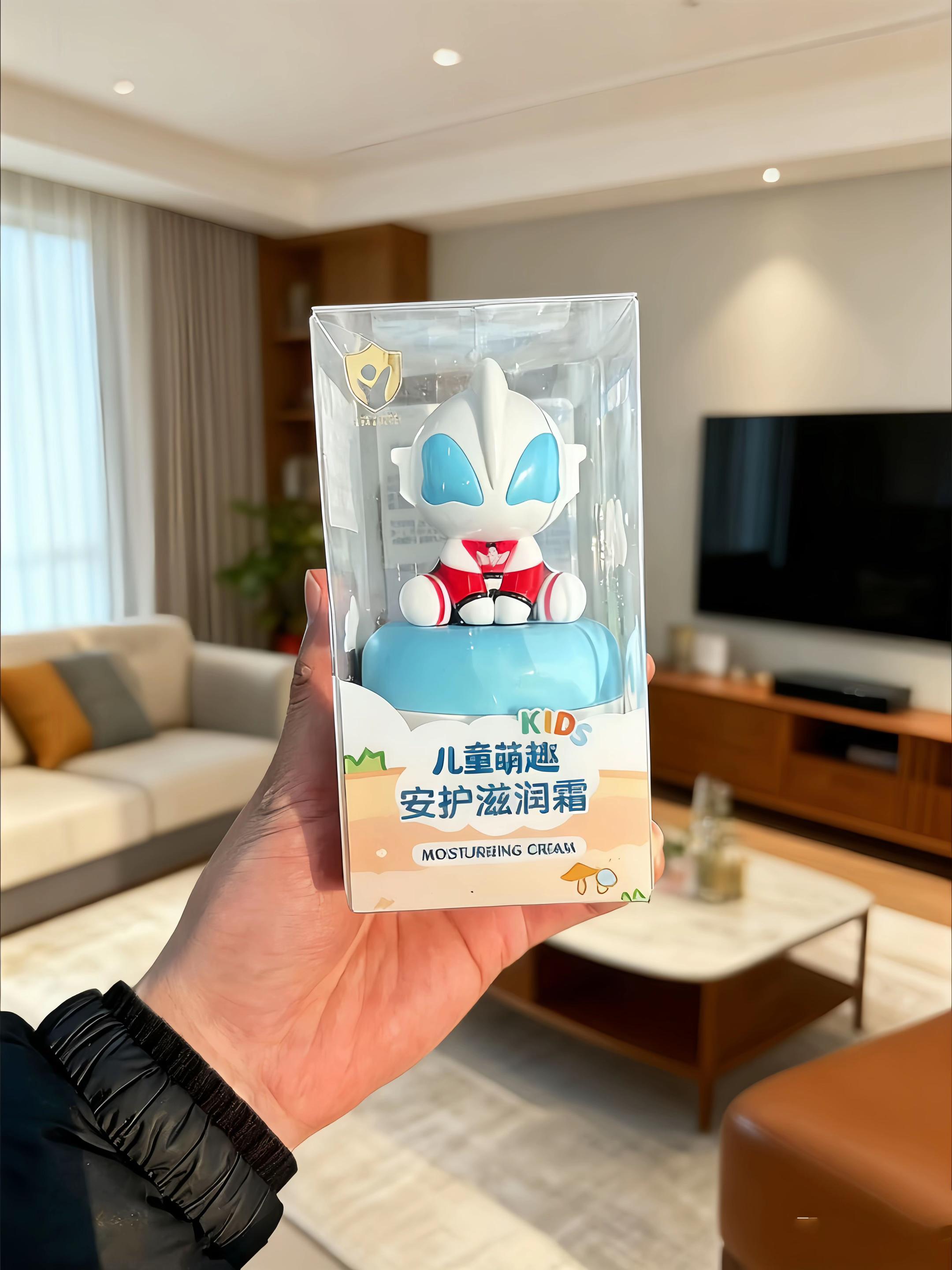 天快冷了 没关系我的好朋友会给我买这个 #奥特曼面霜#礼物