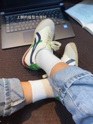 这个价到手8双中筒袜还是新疆棉袜 啊啊! #强烈推荐 #袜子 #透气舒适