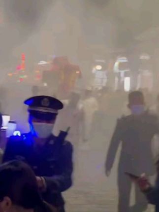 一年一度的万圣节来了!带上你胆大的朋友一起来! #万圣节 #万圣节的正确打开方式 #留学生 #万圣节魔法之夜