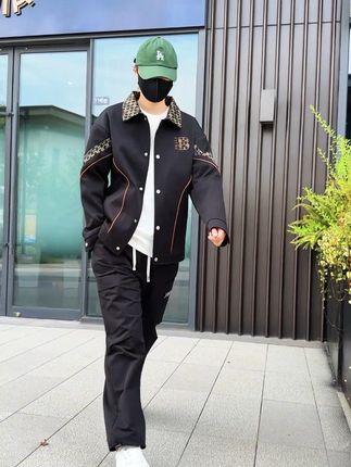 一场秋雨一场凉,降温了,快来安排这件男士翻领夹克外套吧!#品质男装 #男装分享 #夹克男 #潮男穿搭 #男士穿搭