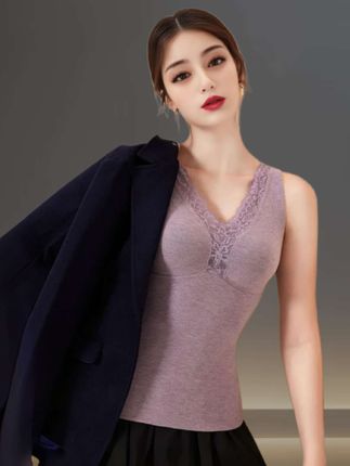 #美背穿搭 #保暖吊带背心 #保暖吊带 #自带胸垫无痕保暖背心#无痕舒适保暖背心 弹力柔软舒适亲肤 做工精细 时尚无痕保暖吊带背心 多色可选