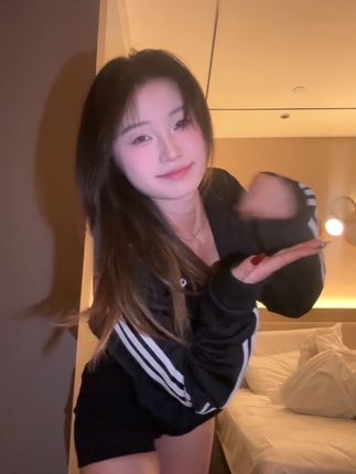 没意思 除非我喜欢的人对我说想我了#sugaronmytongue舞蹈 #卡点舞 #有点上头 #抖音舞蹈潮流大赛 #inmyfeelings