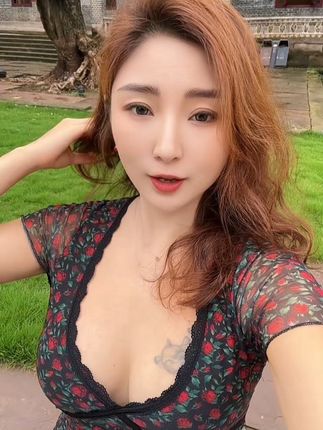 嗨 男朋友 你在哪!#单身 #微胖女生 #强烈推荐
