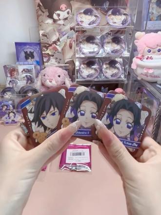 神之三手 出烫又出推
#吃谷 #谷子开箱 #鬼灭之刃 #富冈义勇 #蝴蝶忍