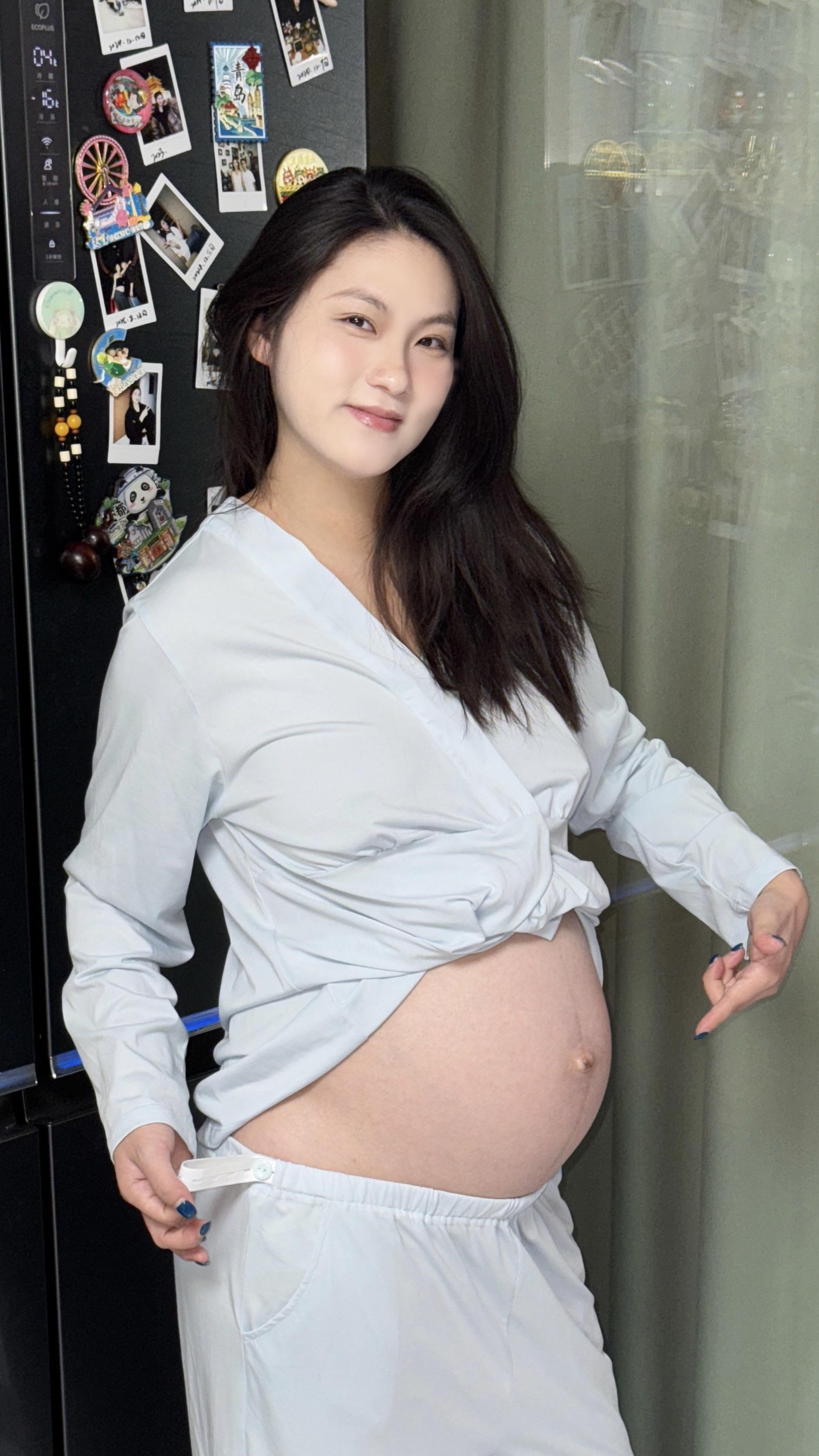 只有妈妈一个人是生不出🧒的 需要有爸爸的爱❤️#怀孕🤰 #一个身体两个心跳 #月子服推荐