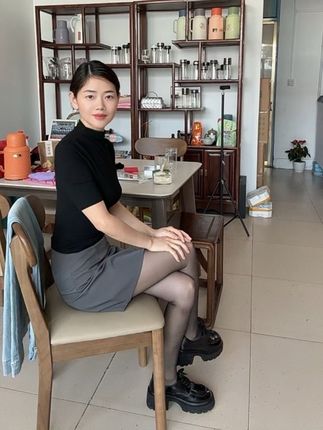 #实拍 #短裙穿搭 #短裙