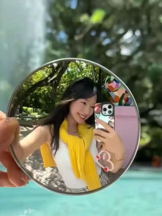 迷你反光镜旅行拍照迷你反光镜旅行拍照打卡凸面镜情侣室外出片镜#迷你反光镜 #旅行拍照反光镜 #凸面镜 #拍照打卡