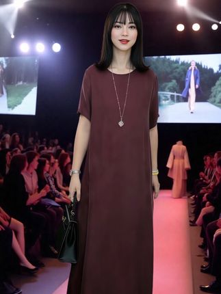 #连衣裙 时尚简约休闲风宽松大码直筒裙  洋气显瘦圆领连衣裙