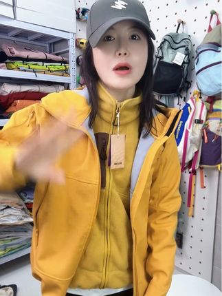 #户外穿搭 #源头实力厂家 #冲锋衣 铠甲冲锋衣 一年穿三个季节
