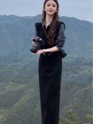 #时尚套装穿搭 #半身裙套装 #爱了爱了 #我又心动了 #女人味