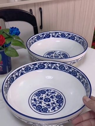 青花瓷九英寸大汤碗2只装才十几米,真的是便宜好看又实用#陶瓷餐具 #陶瓷碗 #厨房好物 #超便宜超划算 #汤盆