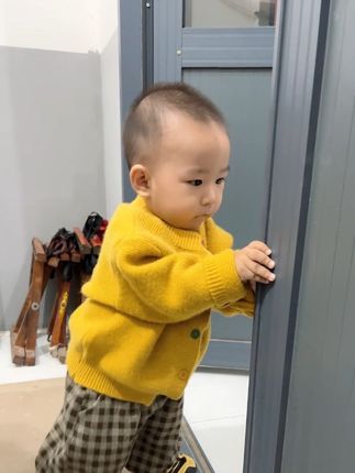 当人类幼崽学会走以后 根本停不下来👀#萌宝穿搭 #精力旺盛的宝宝 #萌娃搞笑日常 #宝宝走路 #新手上路