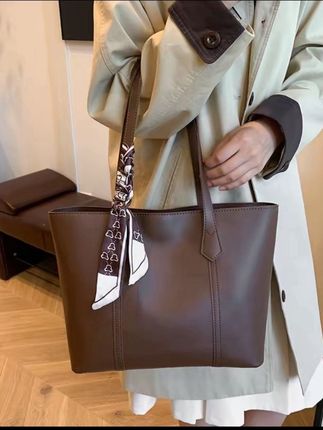 #单肩托特包包 #大容量包包女 #收纳包包 #硬底简约包包