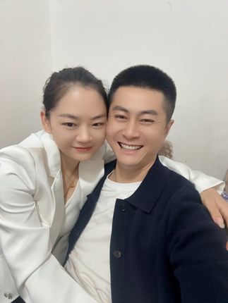 看着儿子儿媳在一起这么幸福,我们老两口开心#妈妈和儿子 #纪录美好生活 #小夫妻的幸福生活 #夫妻组合 #见证爱情最美的样子