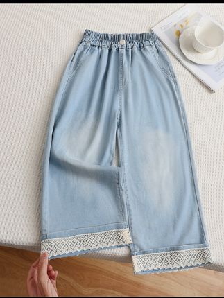 献给孩子的童诗集🔥,治愈人心又充满想象力的童诗,于睡前温暖的灯光下陪伴孩子一起读一读,随便一句写进作文里,都是锦上添花,作文想不拿高分都难~#作文素材#好书分享#让阅读成为一种习惯#童诗#图文热点来了