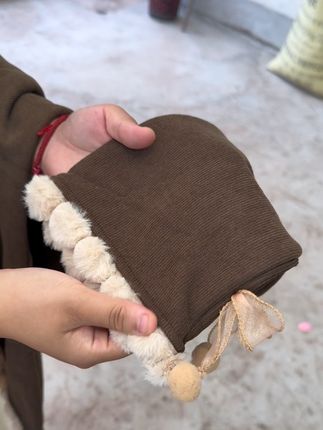 头一次见这么好看的#微喇裤真的是长在了我的审美点上!又洋气又显腿长加绒加厚的,冬天穿特别暖和#秋冬百搭神裤#显高显瘦显腿长 #百搭裤子 #微喇裤显腿长 #女童加绒裤子