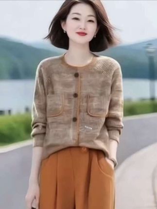 #时尚女装#时尚百搭#休闲女装#休身显瘦#谁穿谁好看