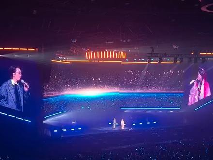 12.20C2025年宇宙无敌号黄霄雲个人巡回演唱会-天津站 炫上雲霄~
#黄霄雲演唱会 #天津奥林匹克中心体育馆 #带我看世间万物