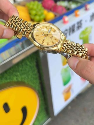 看得见的质感,摸得到的品质,这款全金色全自动机械你看看如何! #金表 #机械表 #手表推荐 #专柜手表